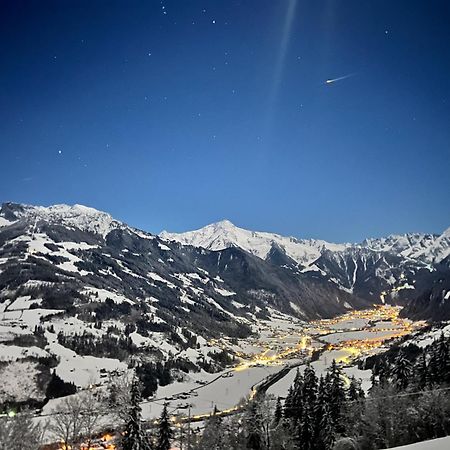 Ferienhaus Zillertal Panorama Blick Balkon Sauna Zellberg ภายนอก รูปภาพ
