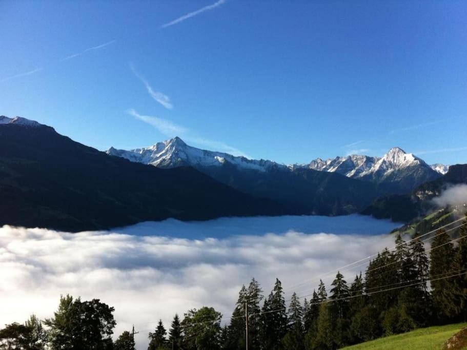 Ferienhaus Zillertal Panorama Blick Balkon Sauna Zellberg ภายนอก รูปภาพ