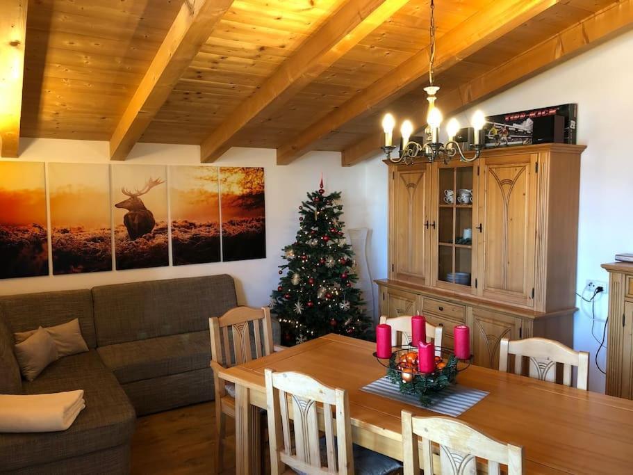 Ferienhaus Zillertal Panorama Blick Balkon Sauna Zellberg ภายนอก รูปภาพ