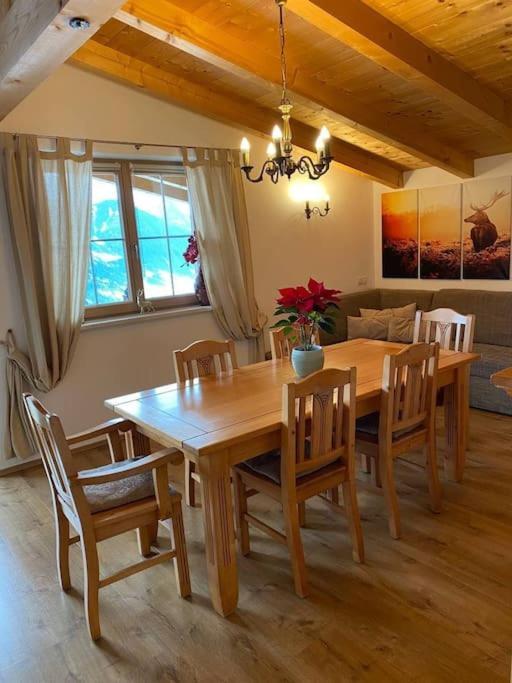 Ferienhaus Zillertal Panorama Blick Balkon Sauna Zellberg ภายนอก รูปภาพ