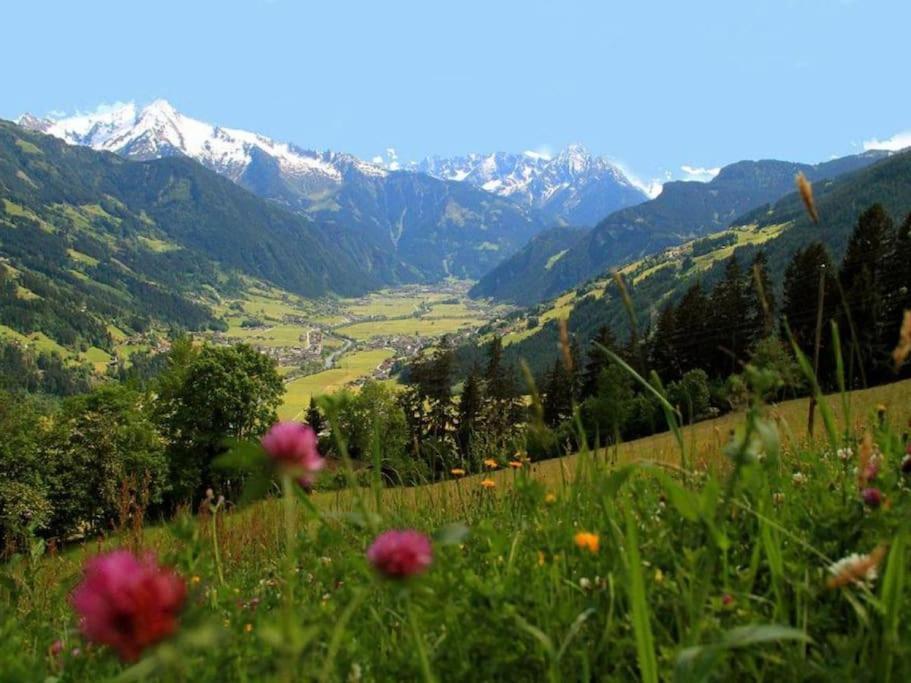 Ferienhaus Zillertal Panorama Blick Balkon Sauna Zellberg ภายนอก รูปภาพ